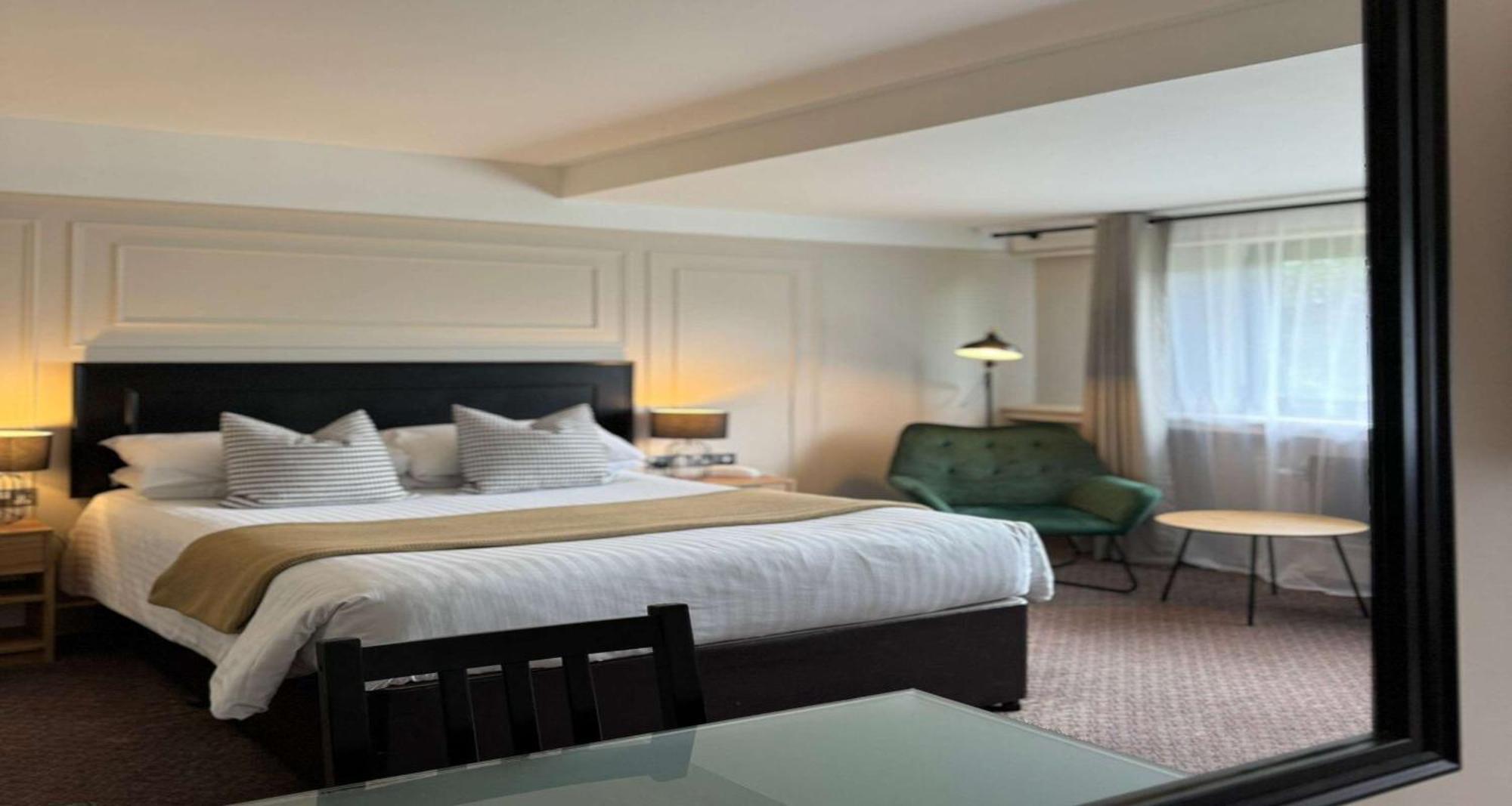 Hotel Western Forest Hills